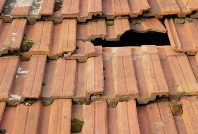 Fuite Toiture Urgent - Couvreur Val-d'Oise 95